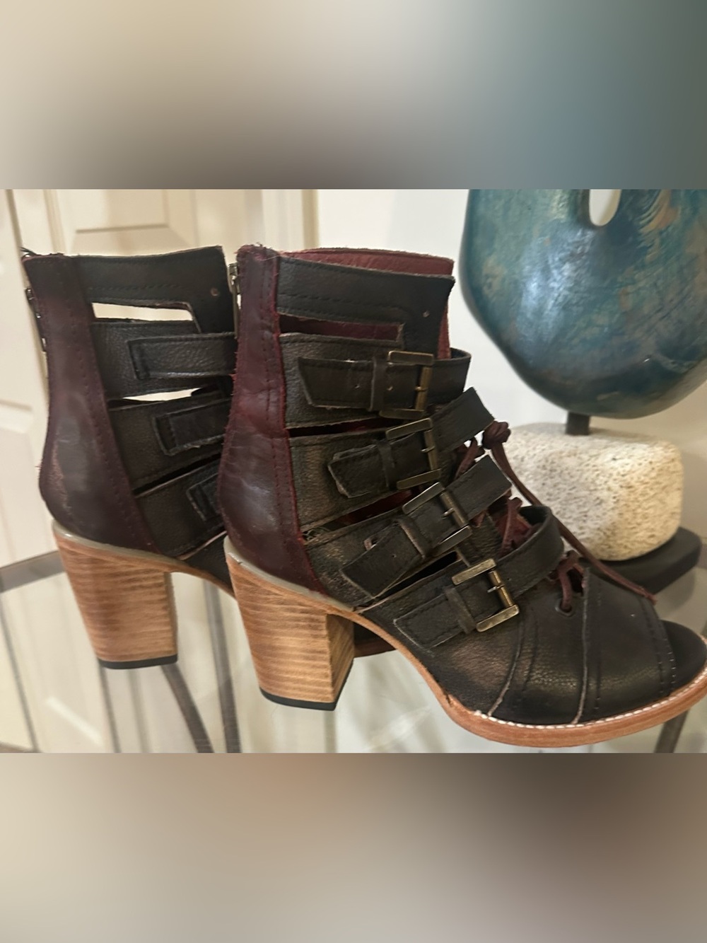 Freebird By Steven Braeden Bootie Brown and Burgundy Sz 8 - Picture 2 of 6